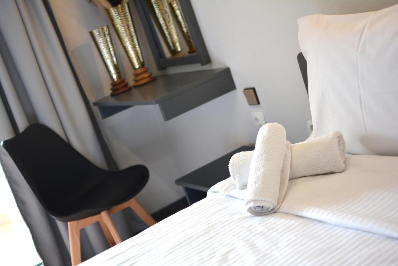 King Alexander Hotel Lerin Kültér fotó
