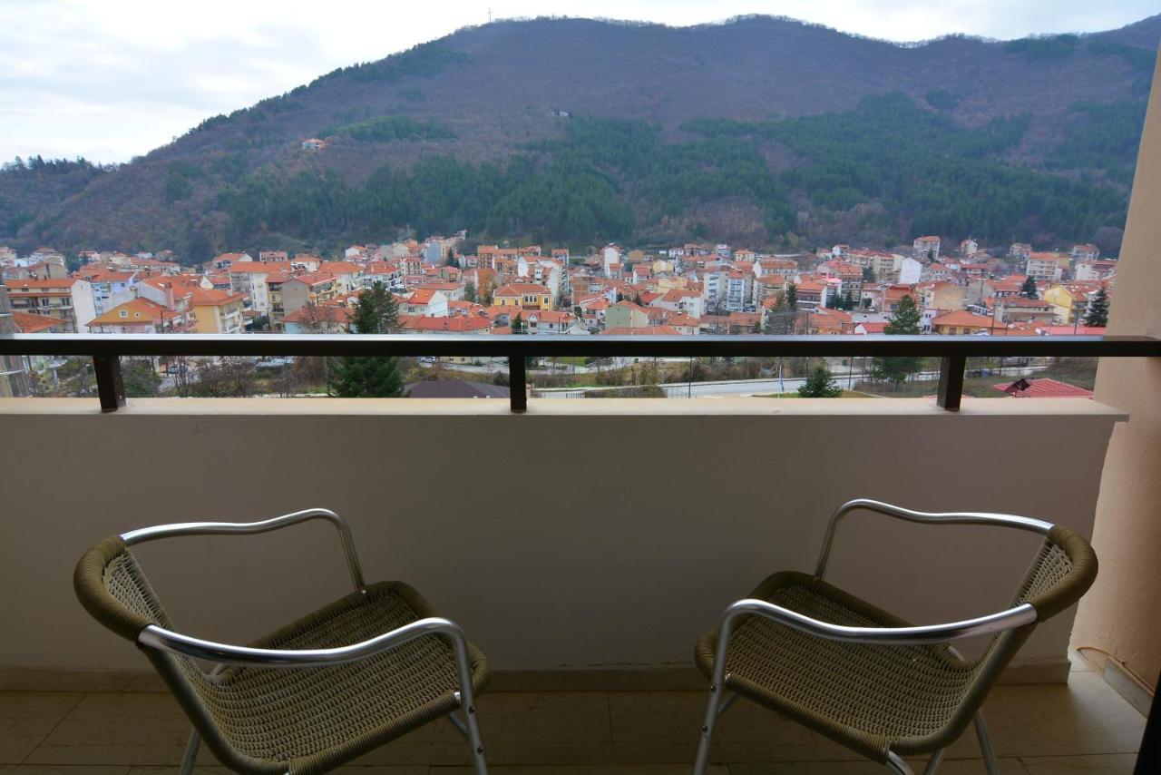 King Alexander Hotel Lerin Kültér fotó